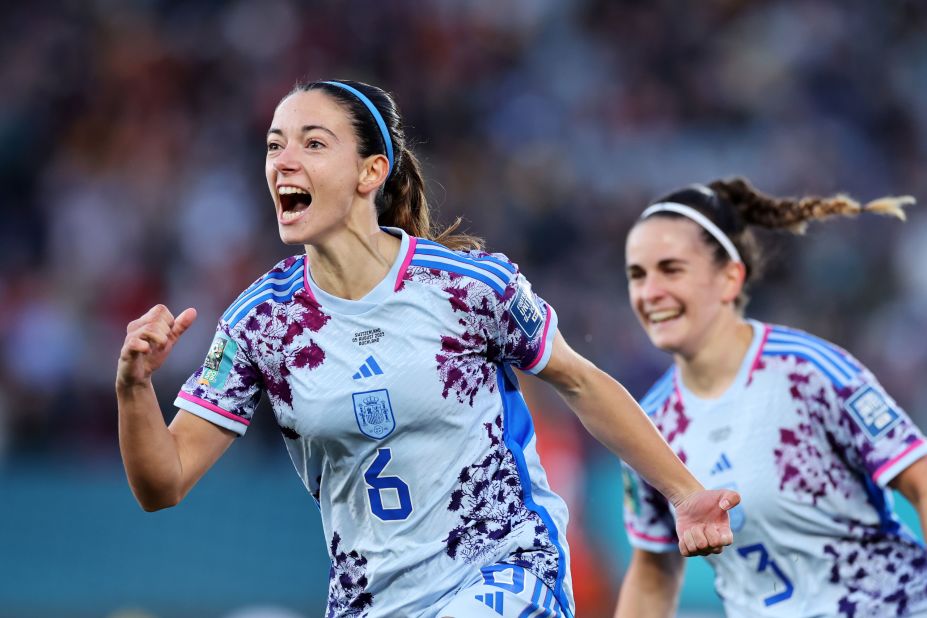 Spain's Aitana Bonmatí celebrates a goal in the 5-1 win against Switzerland on August 5.