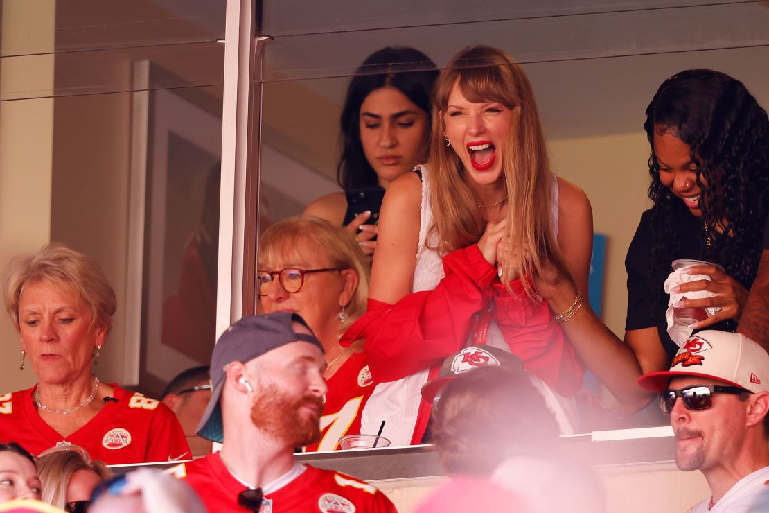 KANSAS CITY, MISSOURI - SEPTEMBER 24: Taylor Swift reacts during a game between the Chicago Bears and the Kansas City Chiefs at GEHA Field at Arrowhead Stadium on September 24, 2023 in Kansas City, Missouri. (Photo by David Eulitt/Getty Images)