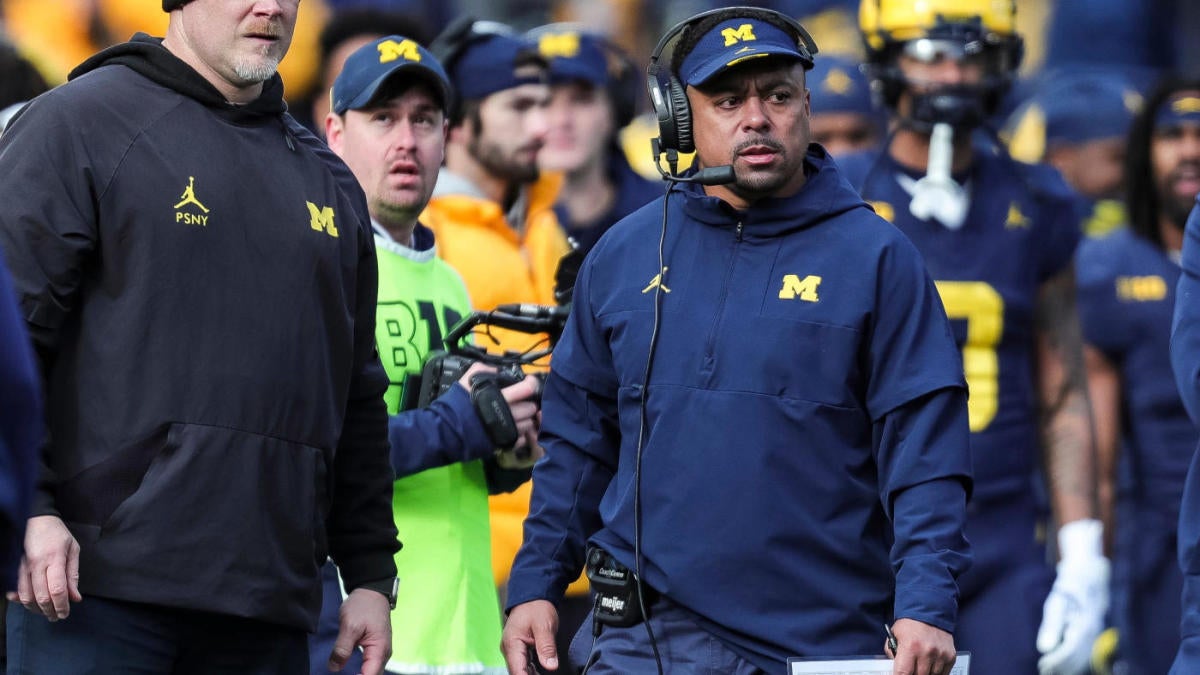 Michigan RB coach Mike Hart won't return in 2024 as exWolverines star