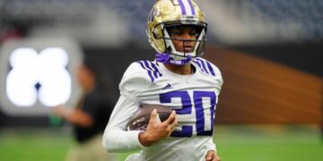 Washington RB Tybo Rogers arrested on rape charges, suspended from ...