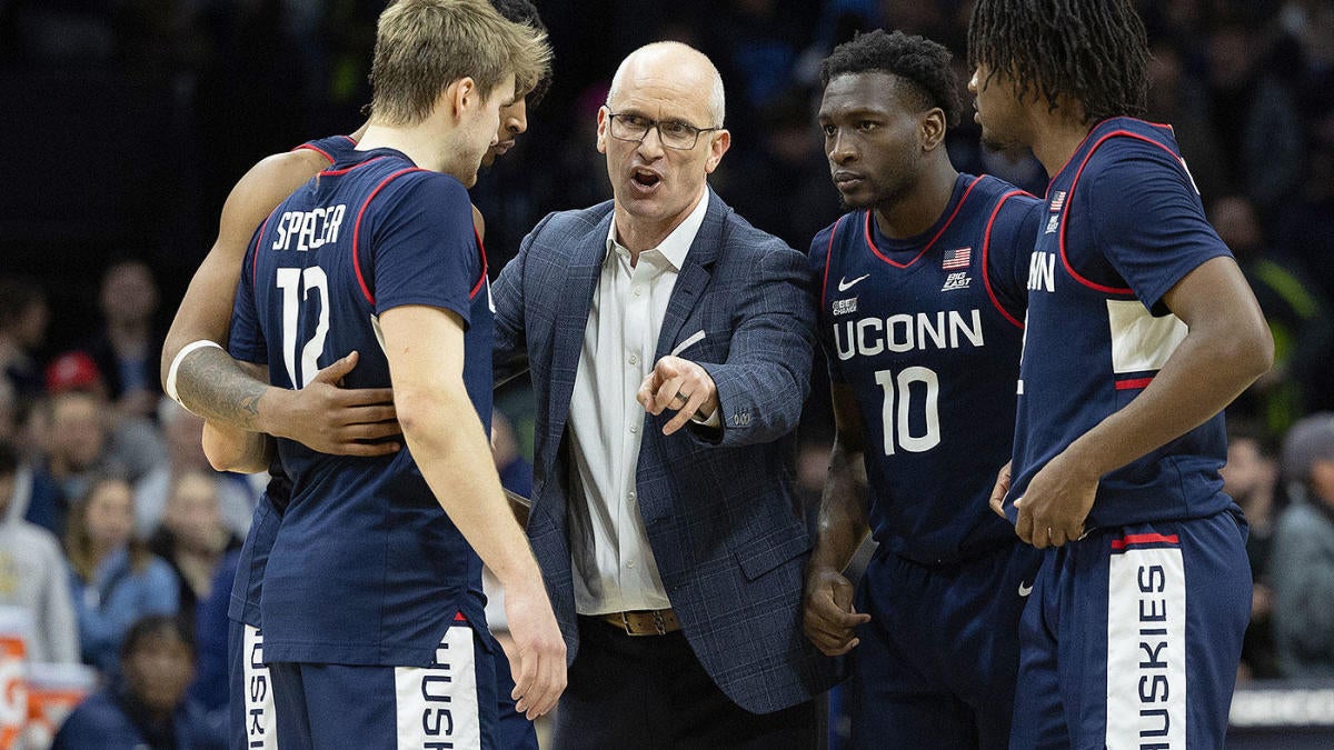 Early odds for 2025 March Madness UConn, Duke among top favorites to