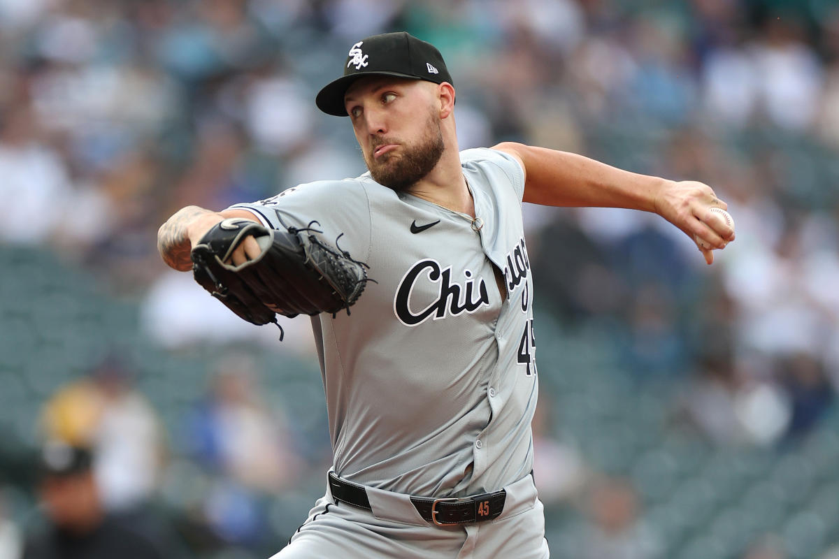 Garrett Crochet grinds through 4 innings in White Sox loss to Marlins ...