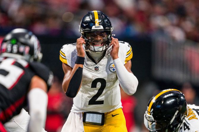 Pittsburgh Steelers quarterback Justin Fields signals during the second half of a game against the Atlanta Falcons in Atlanta on September 8. The Steelers defeated the Falcons 18-10.